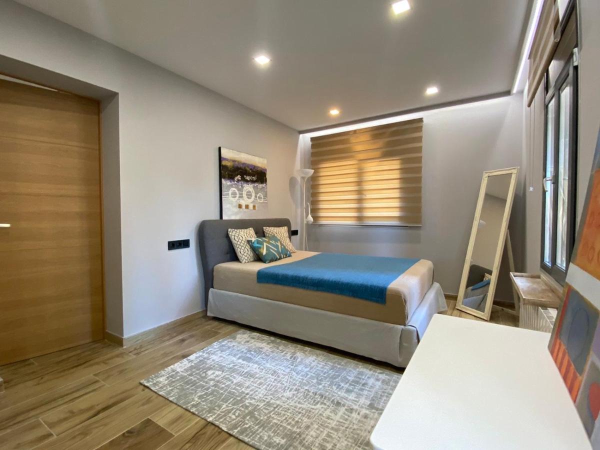 סאן פליו דה גיסולס Tomas Apartamentos Sagaro מראה חיצוני תמונה